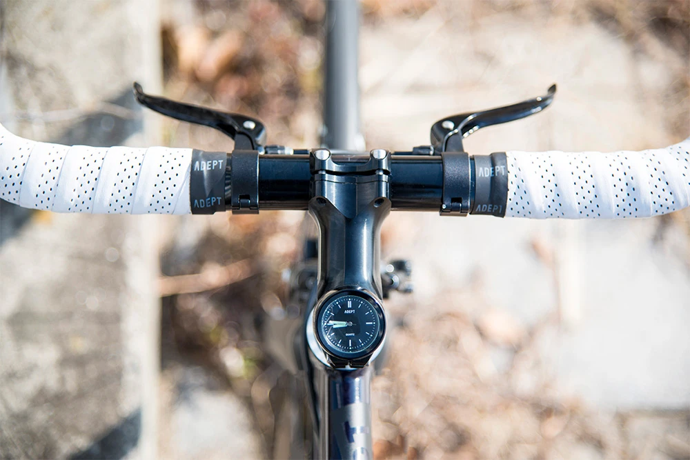 OVERHANG BAR